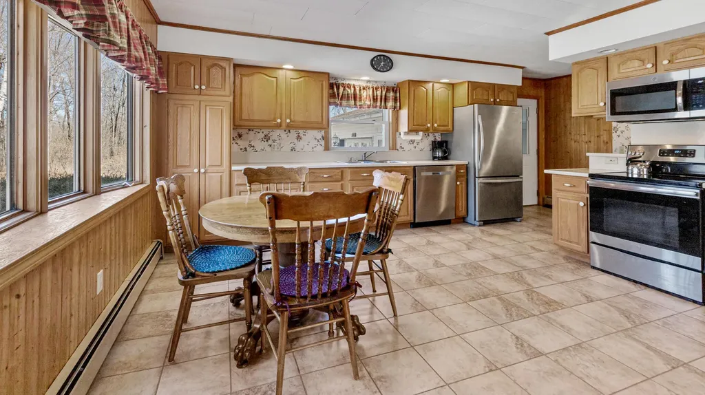 71 Upper-charleston Road Charleston ME 04422