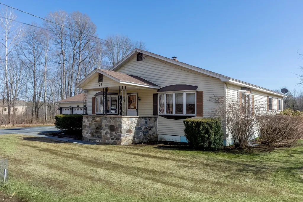 71 Upper-charleston Road Charleston ME 04422