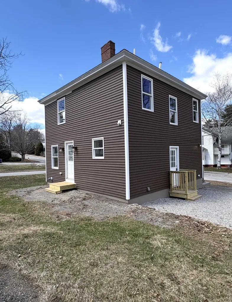 42 Jefferson Street Auburn ME 04210