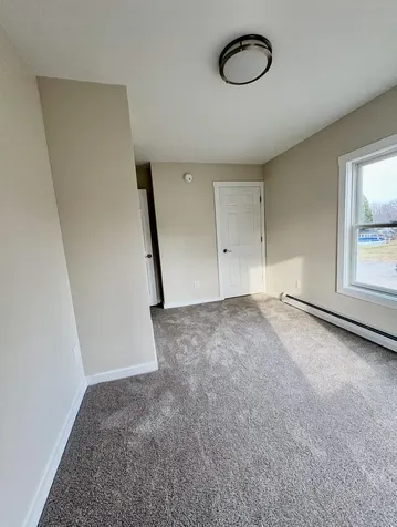 42 Jefferson Street Auburn ME 04210