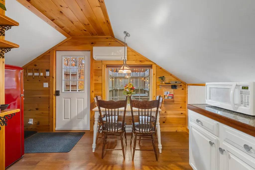 92 Conary Way Orland ME 04472