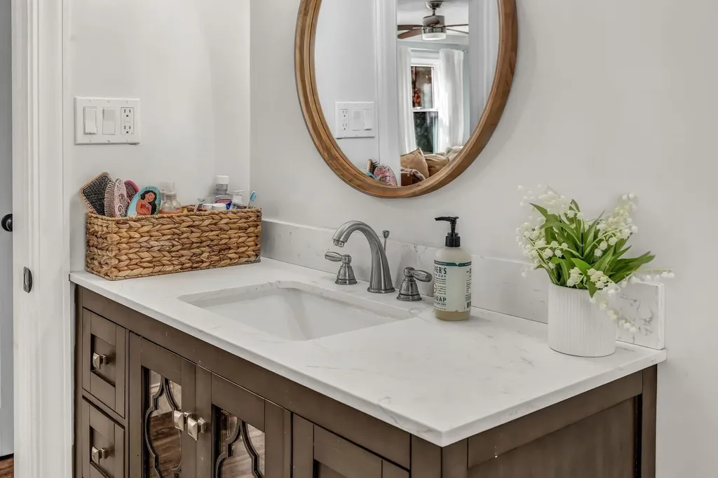 19 Old Alewive Road Kennebunk ME 04043