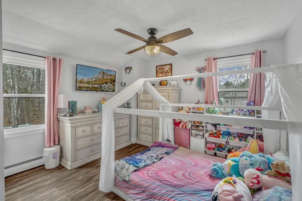 19 Old Alewive Road Kennebunk ME 04043