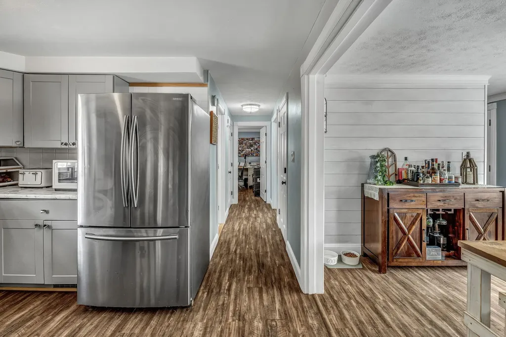 19 Old Alewive Road Kennebunk ME 04043