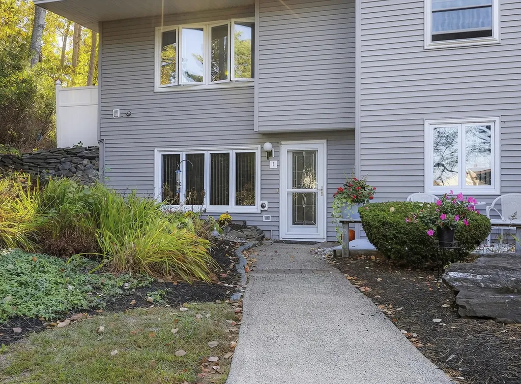1 Sandpiper Cove Scarborough ME 04074