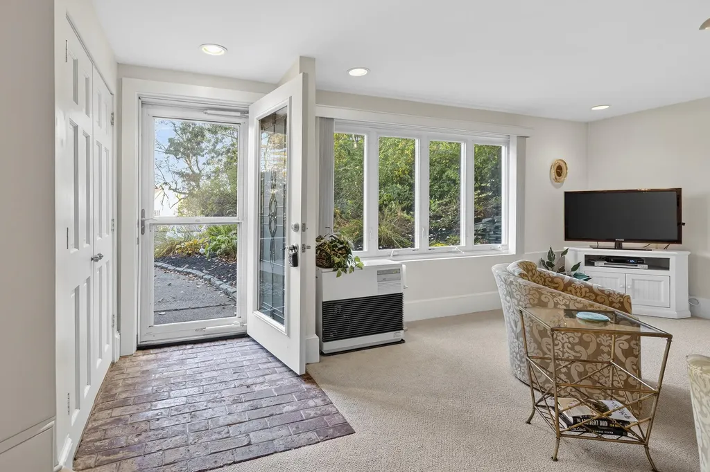 1 Sandpiper Cove Scarborough ME 04074