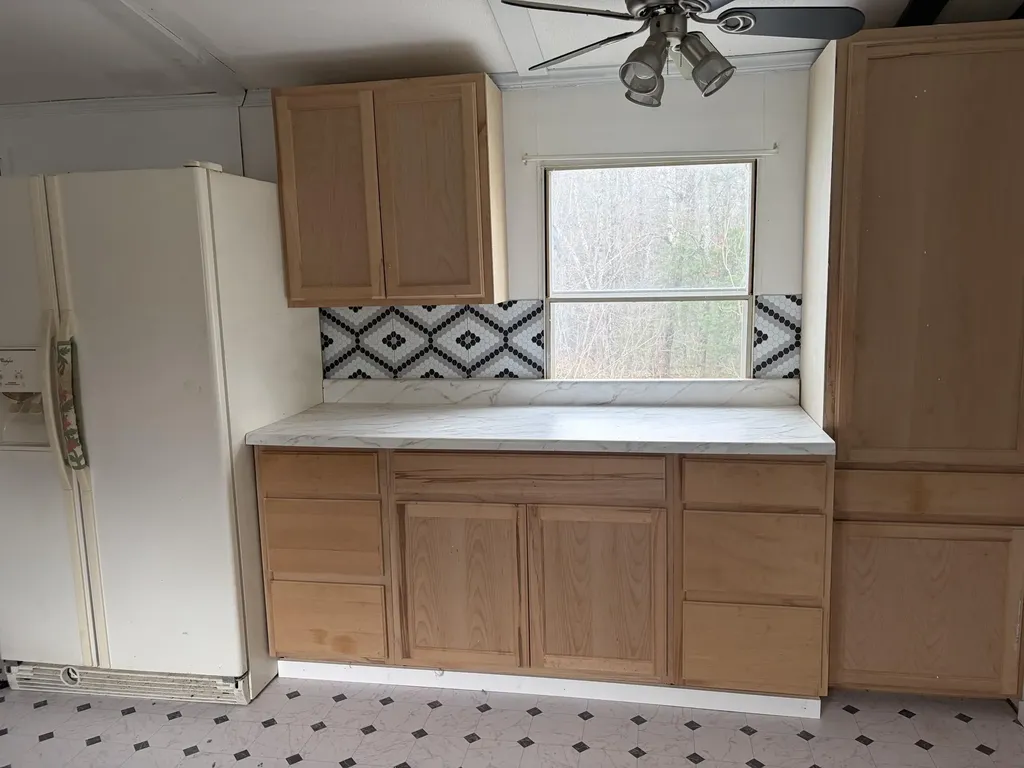 1 Skips Way Fairfield ME 04937