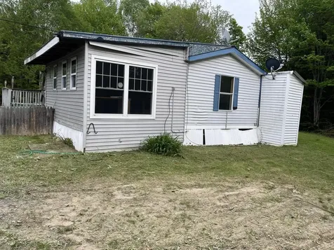 1 Skips Way Fairfield ME 04937
