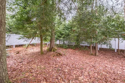 9 Merganser Lane Topsham ME 04086