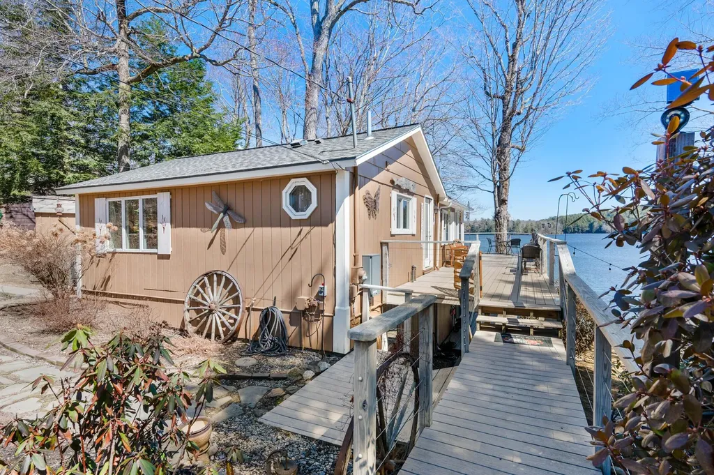 74 Maple Ridge Drive Monmouth ME 04259
