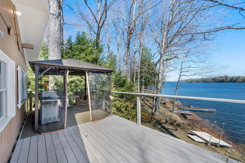74 Maple Ridge Drive Monmouth ME 04259