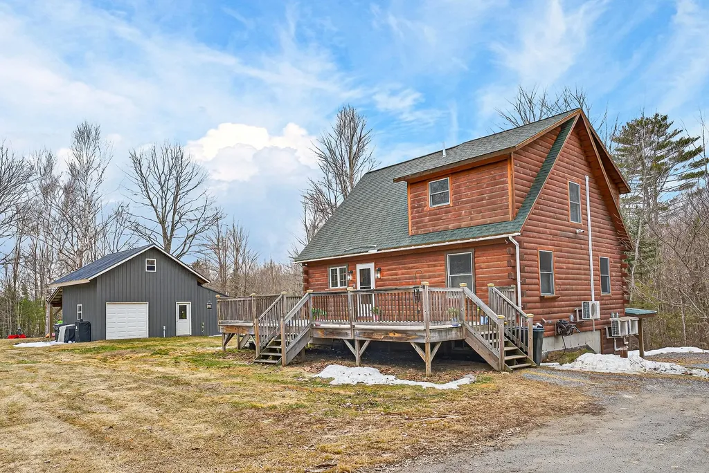 2552 Main Street Fayette ME 04349