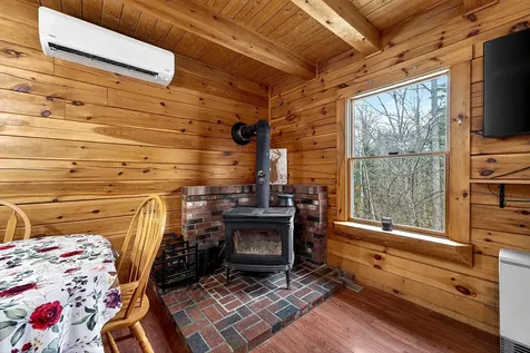 2552 Main Street Fayette ME 04349