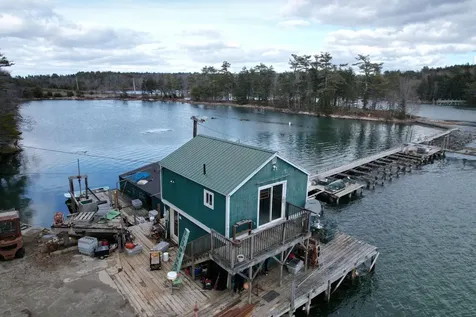 37 Knickerkane Road Boothbay ME 04537