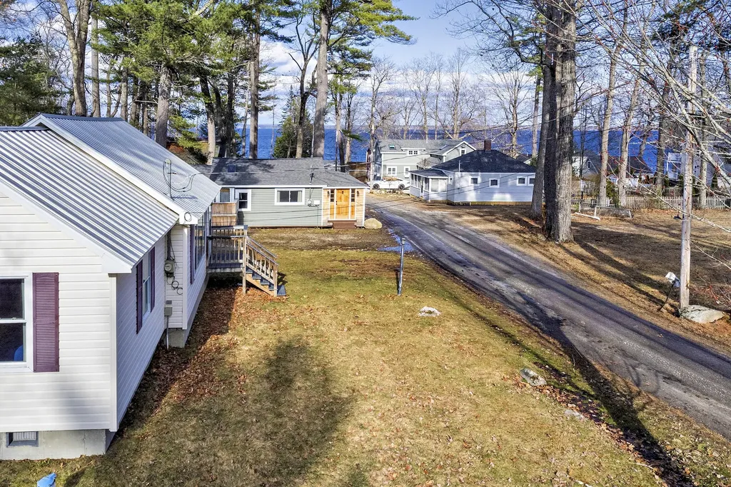 4 Sarah Lane Standish ME 04084