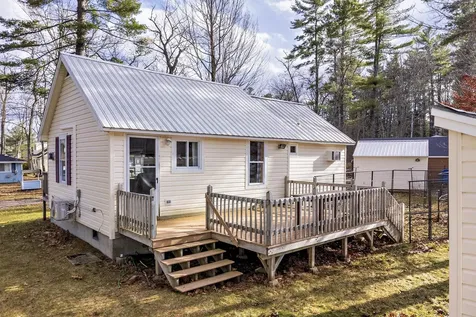 4 Sarah Lane Standish ME 04084