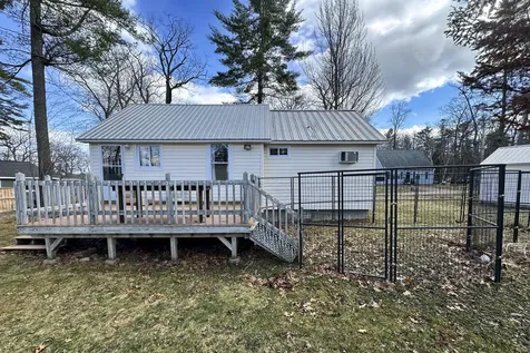 4 Sarah Lane Standish ME 04084