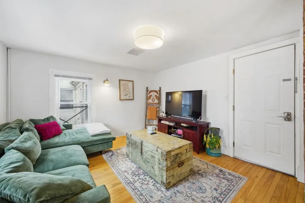 11 Russell Street Portland ME 04102