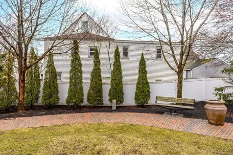 11 Russell Street Portland ME 04102