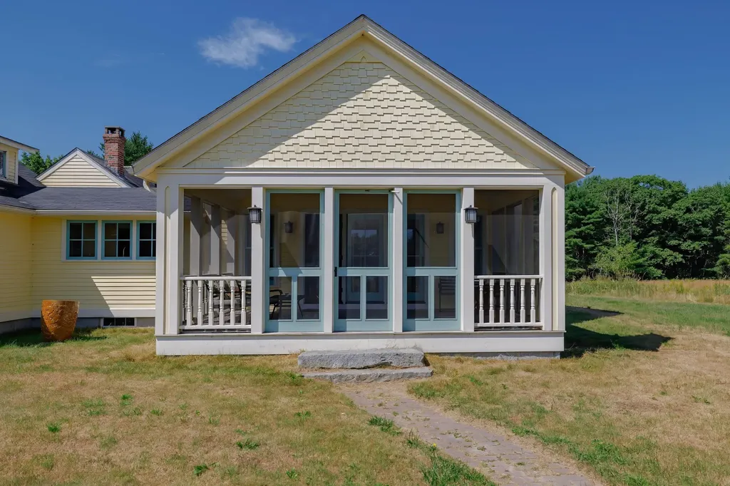 120 Youngs Point Road Brooksville ME 04617