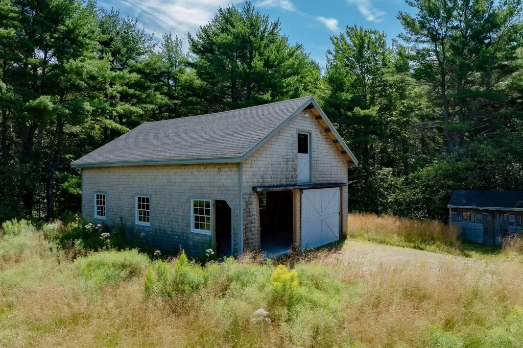 120 Youngs Point Road Brooksville ME 04617