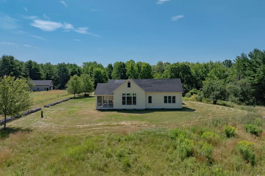 120 Youngs Point Road Brooksville ME 04617