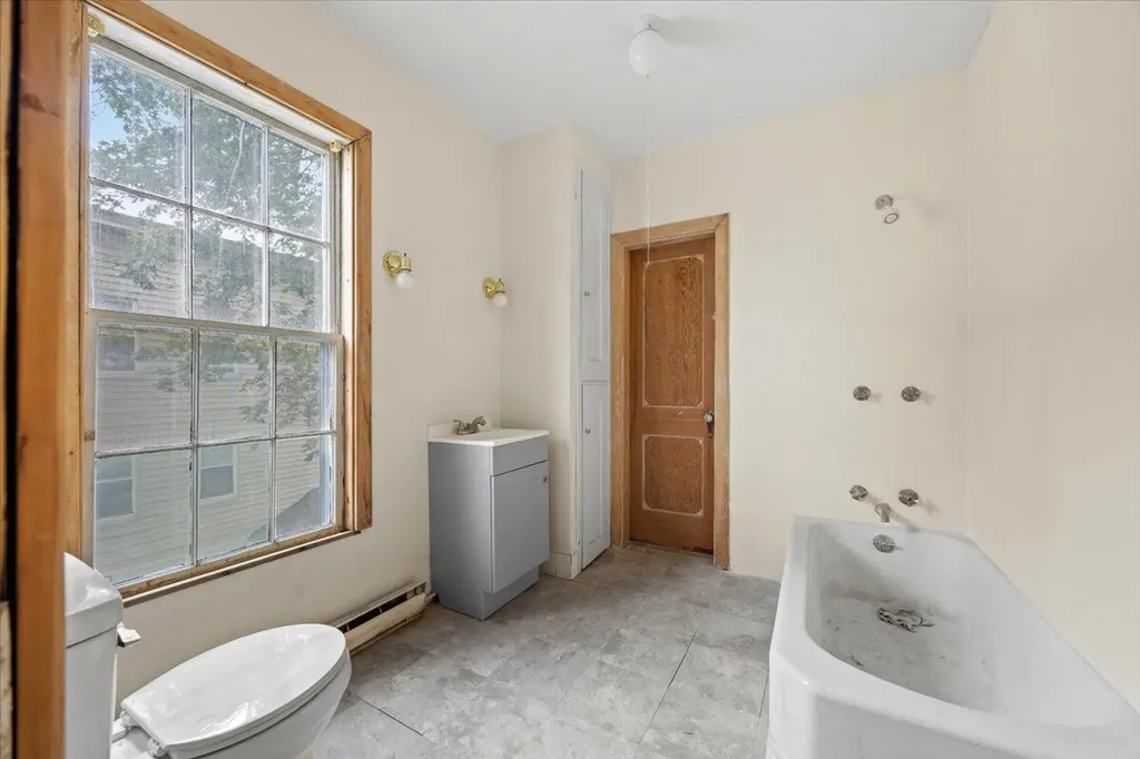 38 Jefferson Street Biddeford ME 04005