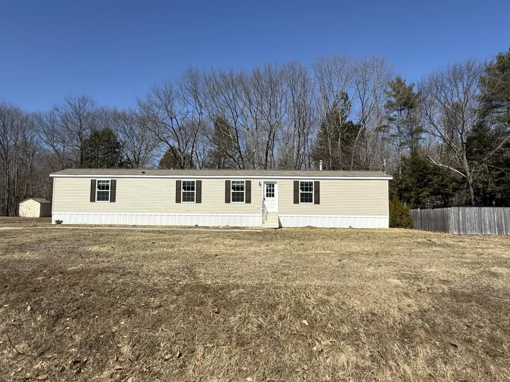 117 Joatmon Drive Auburn ME 04210