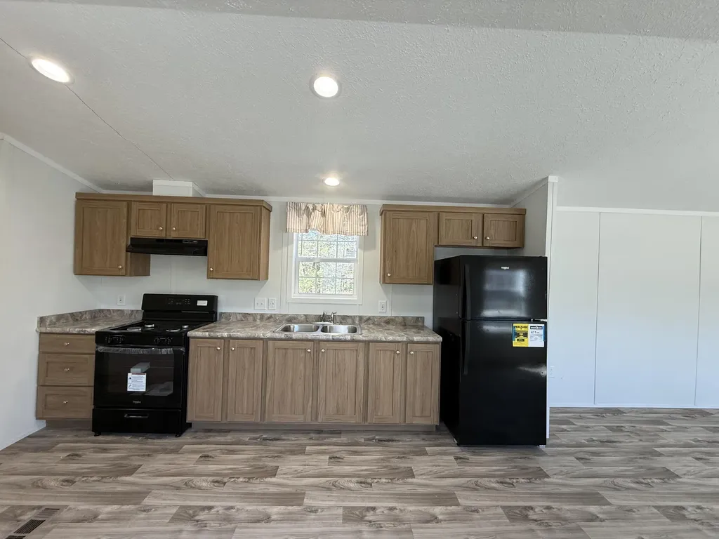 117 Joatmon Drive Auburn ME 04210