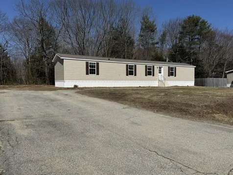 117 Joatmon Drive Auburn ME 04210