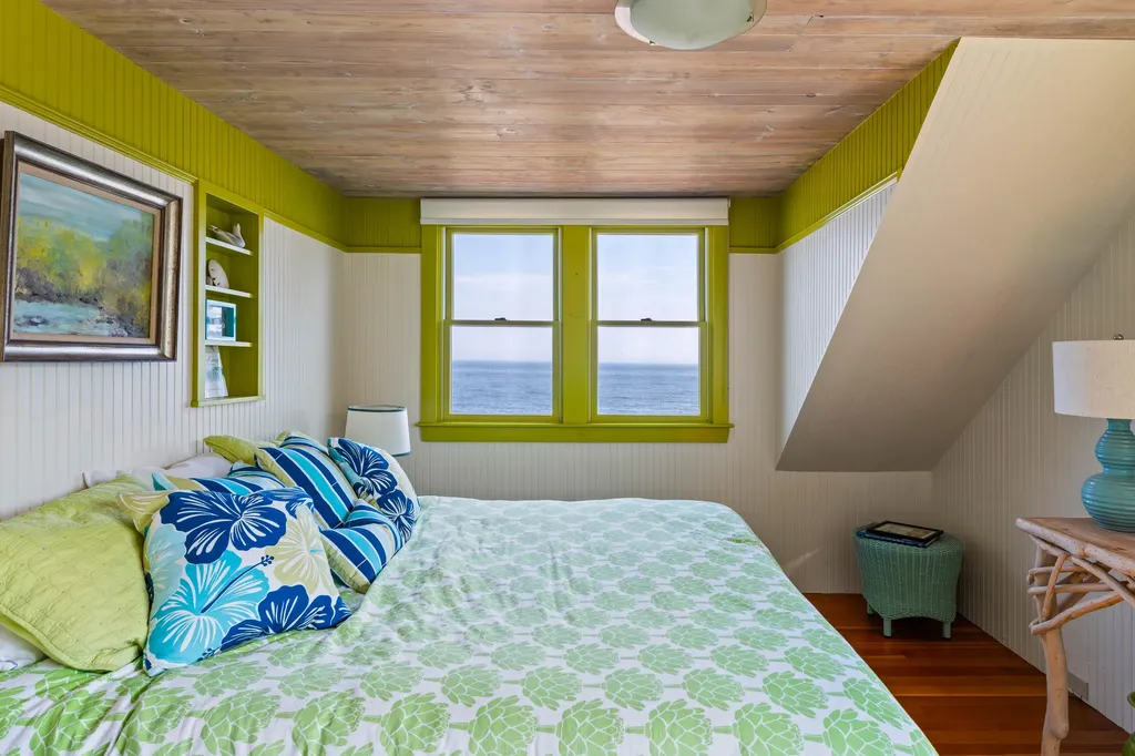 7 Dyer Lane Cape Elizabeth ME 04107