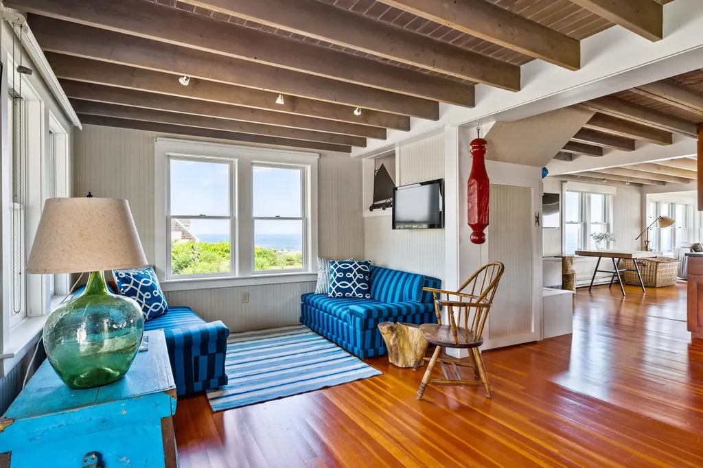 7 Dyer Lane Cape Elizabeth ME 04107