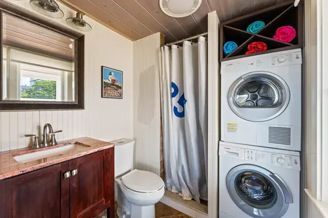 7 Dyer Lane Cape Elizabeth ME 04107