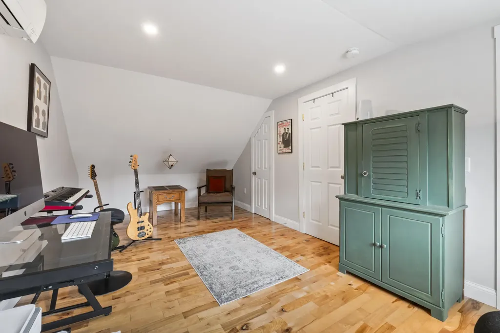 60 Pleasant Hill Road Freeport ME 04032