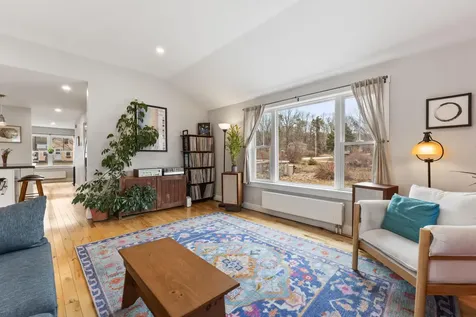 60 Pleasant Hill Road Freeport ME 04032