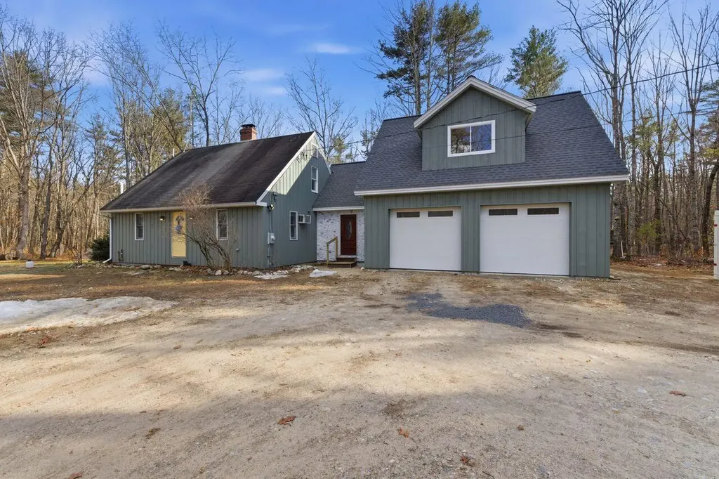 93 Woodland Road Windham ME 04062