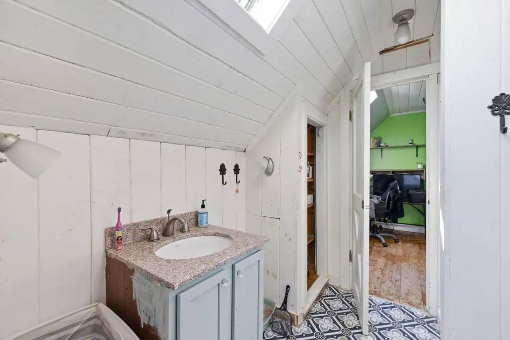 93 Woodland Road Windham ME 04062