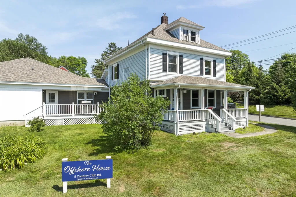 8 Country Club Road Boothbay ME 04537