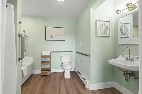 8 Country Club Road Boothbay ME 04537