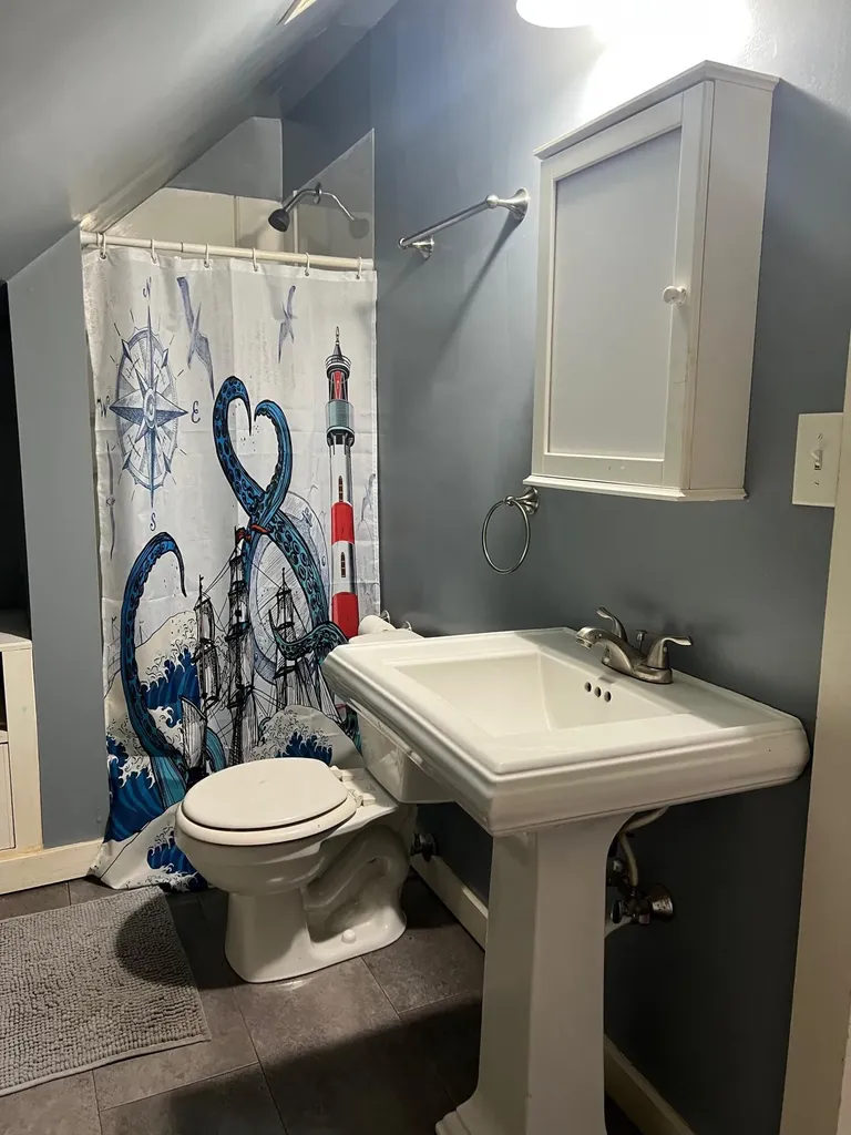 27 Swan Street Calais ME 04619