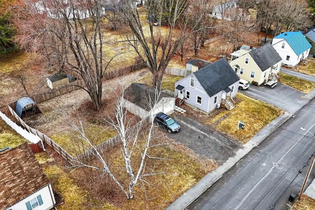 64 Newland Avenue Augusta ME 04330