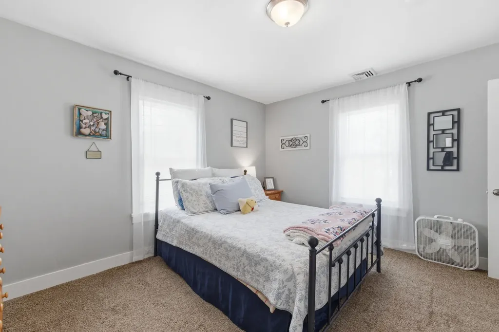 24 Grove Street Kennebunk ME 04043