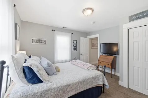24 Grove Street Kennebunk ME 04043