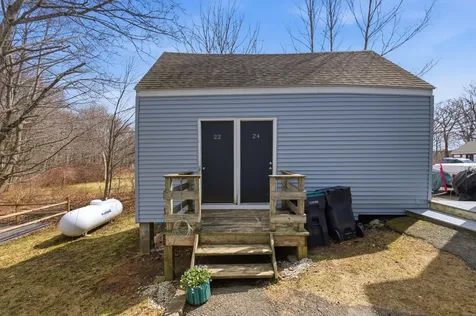24 Grove Street Kennebunk ME 04043