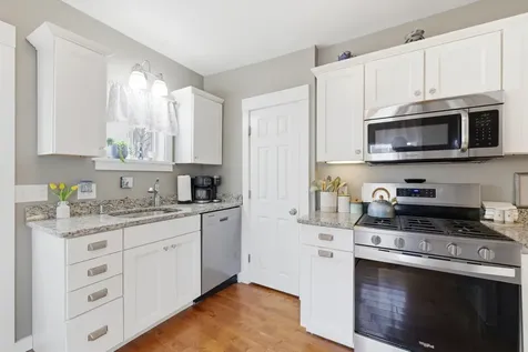 24 Grove Street Kennebunk ME 04043