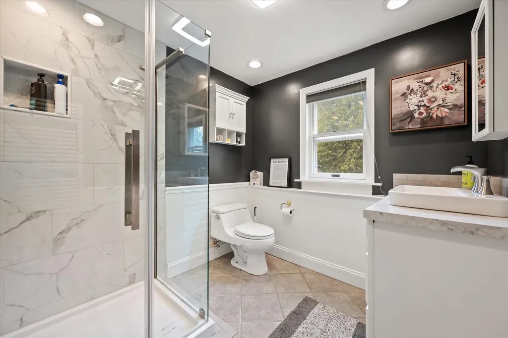 7 Williams Street Hampden ME 04444