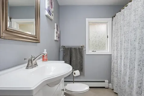 7 Williams Street Hampden ME 04444