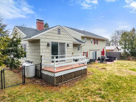 7 Williams Street Hampden ME 04444