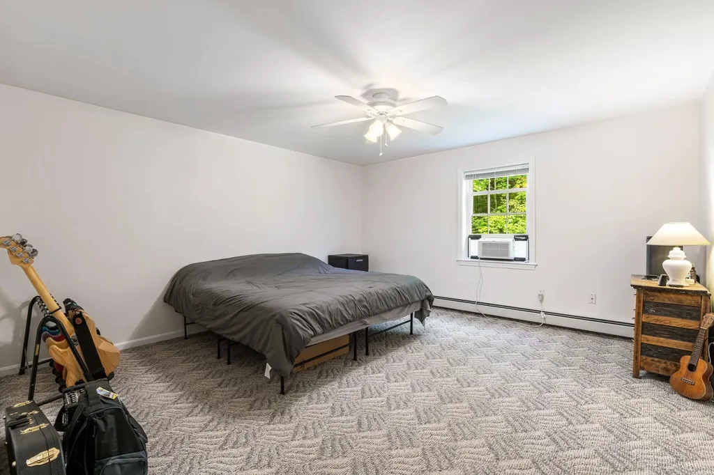 21 Seth's Way West Gardiner ME 04345