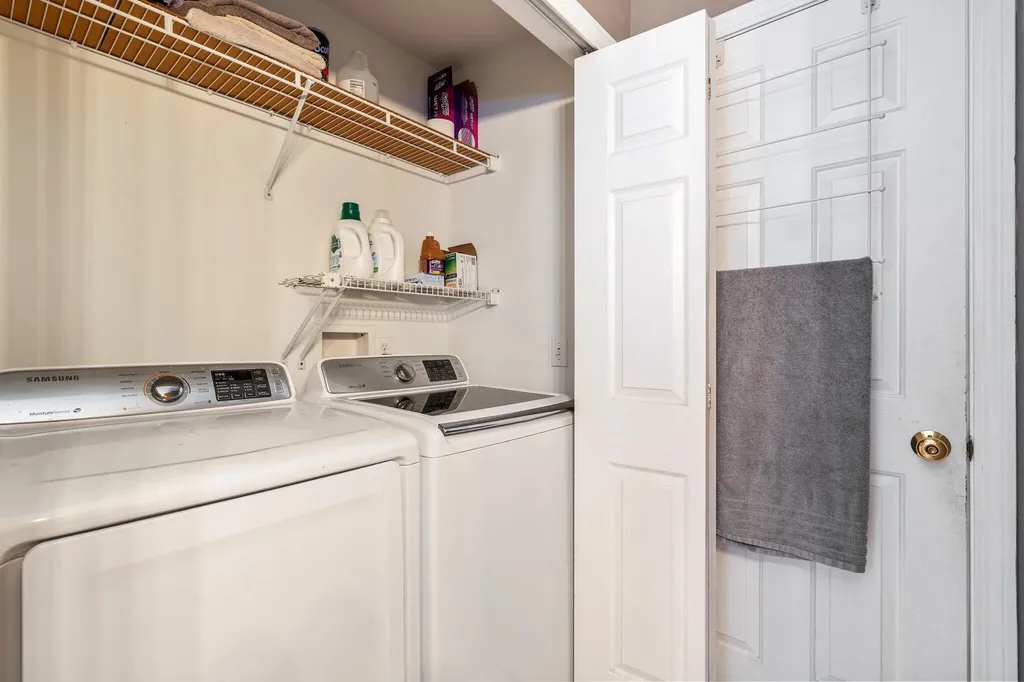 21 Seth's Way West Gardiner ME 04345
